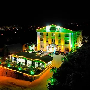 4* Апарт-отель Perla Blanca